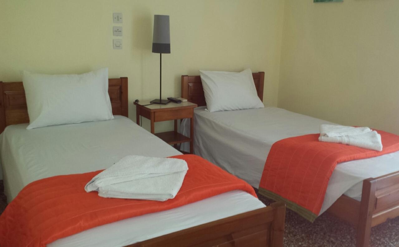 Pagonion Hotel Kaména Vúrla Kültér fotó